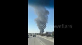 US: Fire Breaks Out At Abandoned Warehouse In Bakersfield, CA