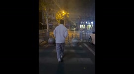 Unusual design, unconventional moves: Jiangsu's s-shaped railing goes viral