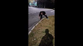 Man narrowly escapes firecracker mishap in Jiangsu, China