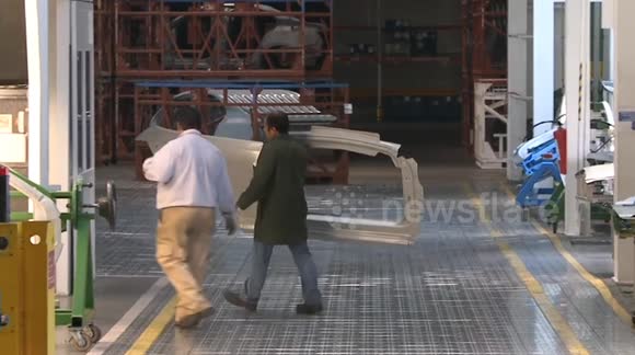 Mexico: Trump agrees to pause tariffs on Canada and Mexico after they ...