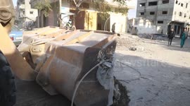 Displaced Palestinians return to Gaza, search for loved ones amid rubble