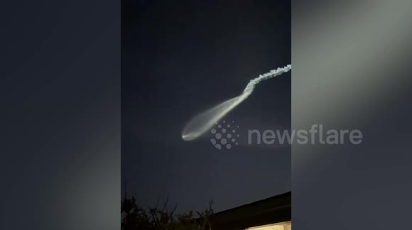 SpaceX Falcon 9 rocket illuminates sky in southern California - Buy ...
