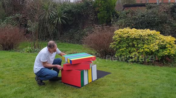 UK puzzle fan makes 100 layer Rubik's Cube (100x100x100) and smashes the world record