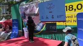 Kenyan targets Guinness World Record with 15,000 hugs
