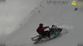 US: Avalanche Survivor Pulled Alive from Snow After Hour-Long Burial on Vail Pass