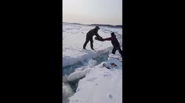 Rescue operation launched for 300 fishermen stranded in Sakhalin, Russia