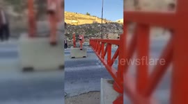 Palestine: Palestinians Turn Israeli Barrier into Volleyball Court