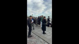 Paris proposal plot twist: She didn’t see it coming!