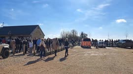 Fans wait for more than an hour to visit Jeremy Clarkson's farm shop reopening