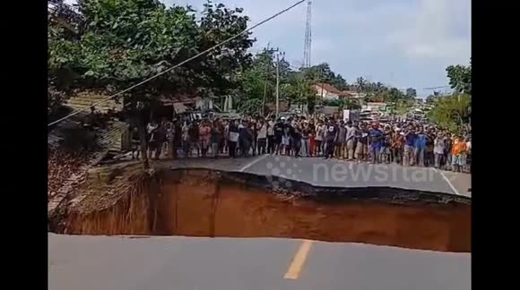 seconds before the central Sumatra highway collapsed