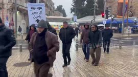 Israel: Despite the stormy weather, muslim worshippers arrived safely to the Temple Mount for the first Friday prayer of Ramadan