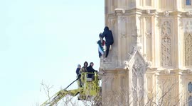 Scenes from Westminster as police talk to pro-Palestine protester who scaled the Elizabeth Tower