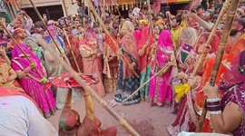 Women struck men with sticks for a Hindu festival in Barsana,India