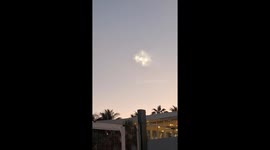 SpaceX Starship explodes over Miami, shocking beachgoers