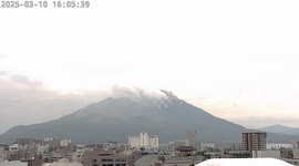 Japan: Sakurajima Volcano Erupts with 1300m Plume in Latest Explosive Blast