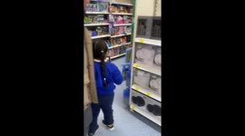 Man's wild escape from security caught on camera in Birmingham