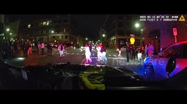 US: Women Fight in Front of Police Officers as Cops Deploy Pepper Spray