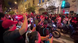 Peru: Thousands of Lima citizens protest in the streets against the rise in victims of extortion and hired killings.