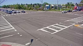 US: Deputy’s Vehicle Struck and Flipped Over in Brandon Crash