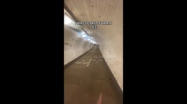 Woman walks 'spooky' tunnel under River Thames at 3am