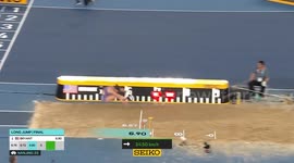 Ingebrigtsen wins second gold medal on final day in Nanjing