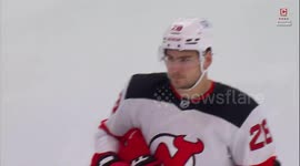 Devils end 3-game losing streak with 5-3 win over the Blackhawks