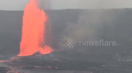 Kilauea Volcano Erupts Again, Sending Lava and Volcanic Glass Into the Air