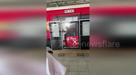 Myanmar (Burma): Train Shaking as Earthquake Hits Myanmar and Thailand