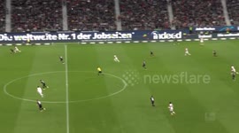 Eintracht Frankfurt beat 10-man Stuttgart 1-0 to boost UCL qualification hopes