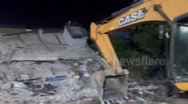 Myanmar: Chinese rescuers work around clock to search for survivors at collapsed Mandalay apartment complex