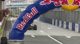 Red Bull stars take over Tokyo streets before Suzuka showdown