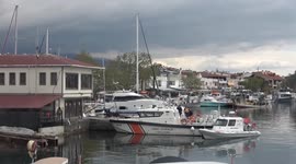 Türkiye: 9 killed after boat carrying irregular migrants sinks off coast of Türkiye's Canakkale province