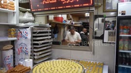 Israel: East Jerusalem markets bustling with Eid shoppers