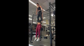 Moms take fitness to the next level with epic partner workout challenge