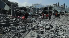 Israeli airstrikes hit Gaza school sheltering displaced families, killing over 30