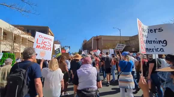 US: ‘Hands Off!’ Protests Against Trump and Elon Musk Erupt Nationwide ...
