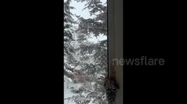 Turkey: April Snow Hits Central Anatolia, Streets Blanketed in White