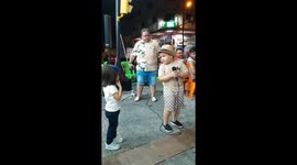 Adorable boy steals hearts like it's a walk in the park with his delightful singing performances