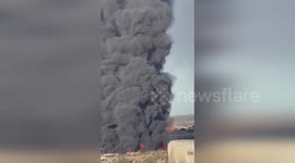 Spain: Massive Fire at Recycling Plant Sends Smoke Across Almeria