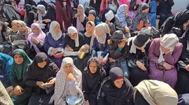 Hot meals distributed to Palestinians struggling under Israeli attacks and blockade on Gaza