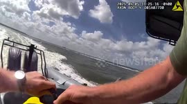 US: Sinking Boat Rescue In Tampa Bay Brings Quick Response