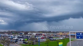 US: Dark Thunderstorm Clouds Rolling In