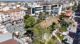 Türkiye: DRONE - Earthquake of magnitude 6.2 jolts Istanbul, causing widespread panic