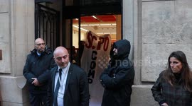 France: Hundreds of pro-Palestinian students stage sit-in at Sciences Po in Paris