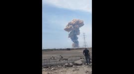 Massive Ammonium Nitrate Explosion Rocks Shahid Rajaee Port in Iran; Major Emergency Response Underway