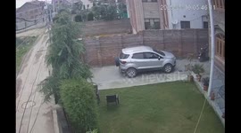 Loud Explosions Rock Srinagar Early Morning; CCTV Footage Captures Twin Blasts