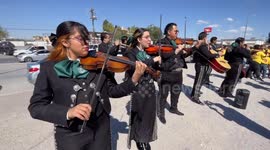 Mexico: Mexicans demonstrate against US policy of border militarization