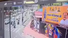 A school Bus brakes failed collid with more than 8 vehicles standing at a signal in Bhopal, Madhya Pradesh