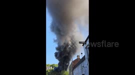 UK: Dewsbury Scrapyard Fire Prompts Smoke Warning