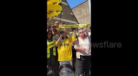 UK: Freed British-Israeli hostage Emily Damari visits London